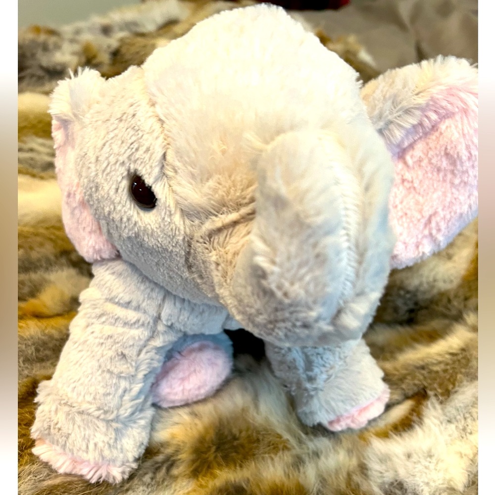 NWT kuttari Japanese Brand  Baby Elegant Fluffy Soft Plushie 16”